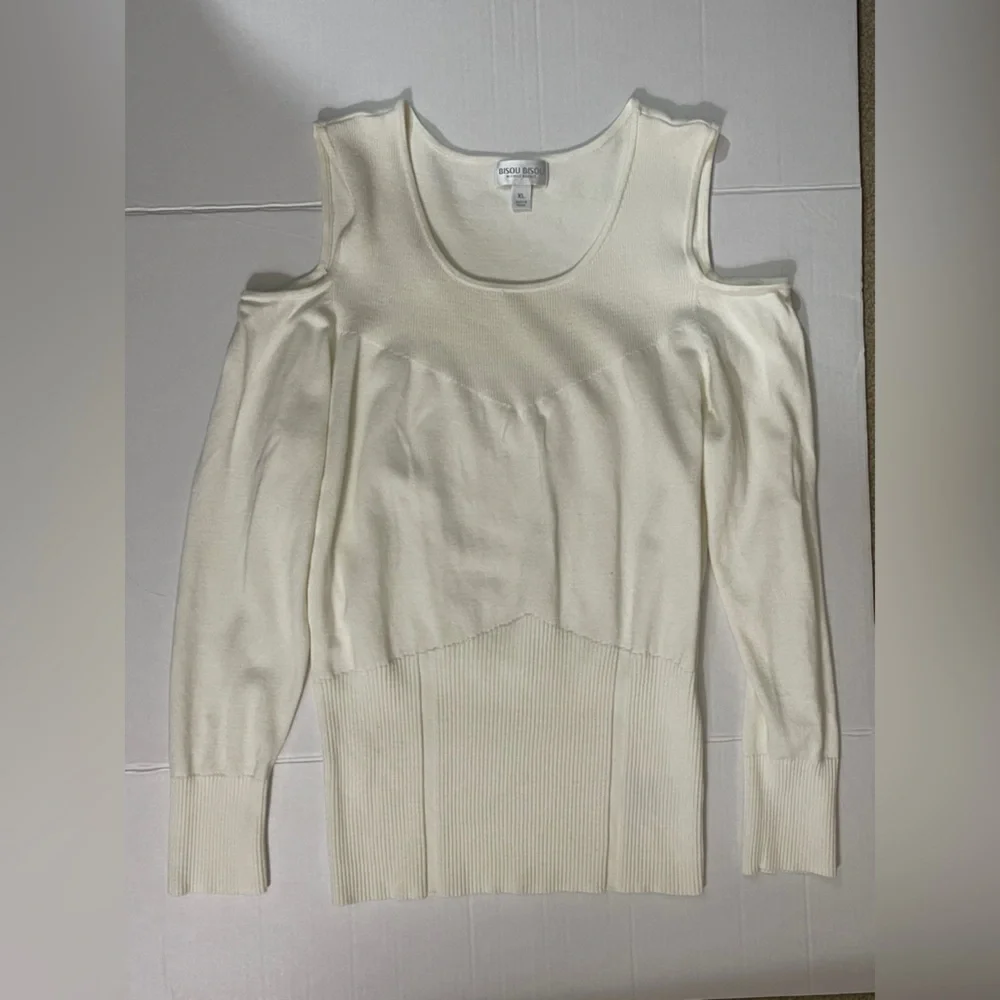 Bisou Bisou Michele Bohbot Ivory Cold Shoulder‎ Knit Top XL